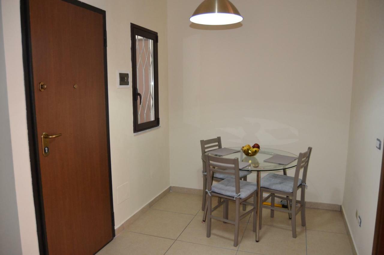 Chez Amelie & Jean-Louis Apartment Catania Exterior foto